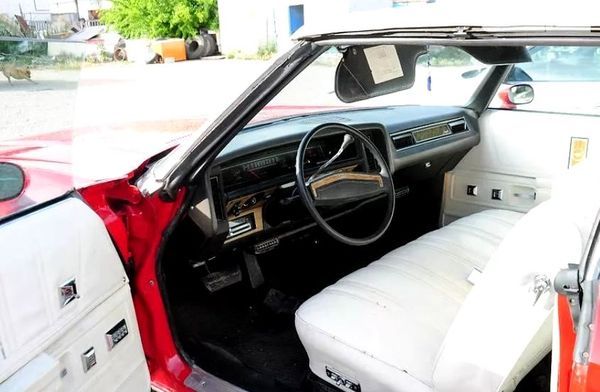 Chevrolet Impala аренда ретро авто для съемок в киеве