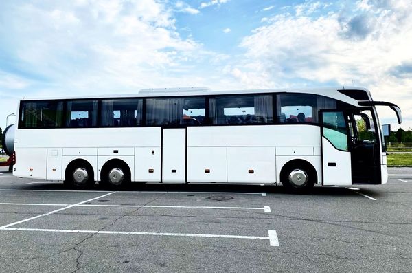 Автобус Mercedes Turizmo аренда на свадьбу трансферы