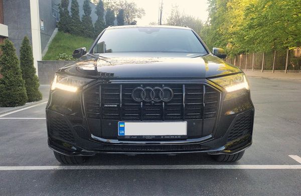  Audi Q7 джип на свадьбу прокат аренда Киев