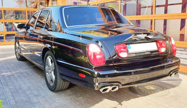 Vip-авто Bentley Arnage 2005 аренда вип авто на свадьбу с водителем в Киеве на прокат