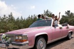 Ретро автомобиль Cadillac Fleetwood cabrio розовый код 194