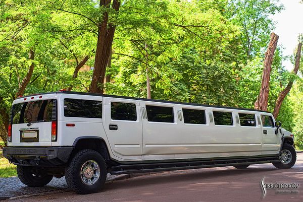 Лимузин Hummer H2 classic прокат на свадьбу 