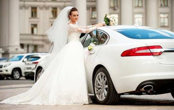 Jaguar XF белый прокат аренда на свадьбу