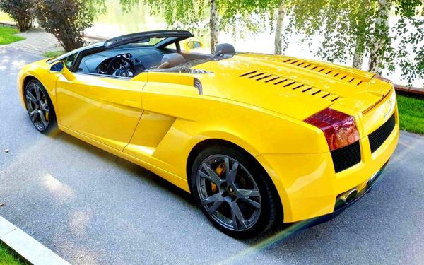 Lamborghini Gallardo прокат аренда на свадьбу фотосессию