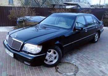 Mercedes 140 черный на свадьбу киев