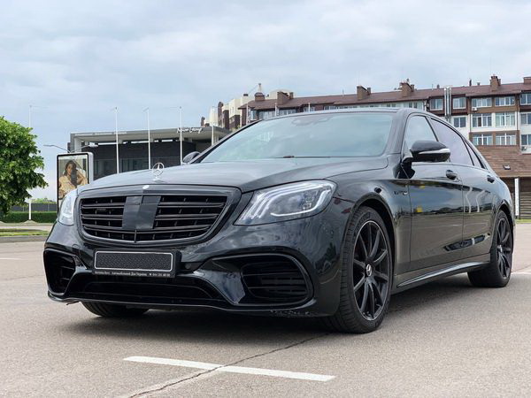 Mercedes-Benz S63 AMG 4MATIC W222 Restyling с водителем без водителя