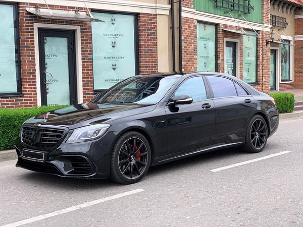 Mercedes-Benz S63 AMG 4MATIC W222 Restyling с водителем без водителя