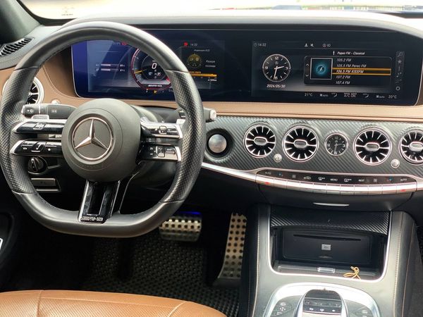 Mercedes-Benz S63 AMG 4MATIC W222 Restyling с водителем без водителя