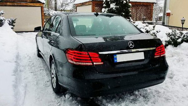 Mercedes W212 черный прокат аренда авто