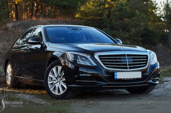 Vip-авто Mercedes W222 S500L черный прокат аренда с водителем на свадьбу трансферы борисполь киев