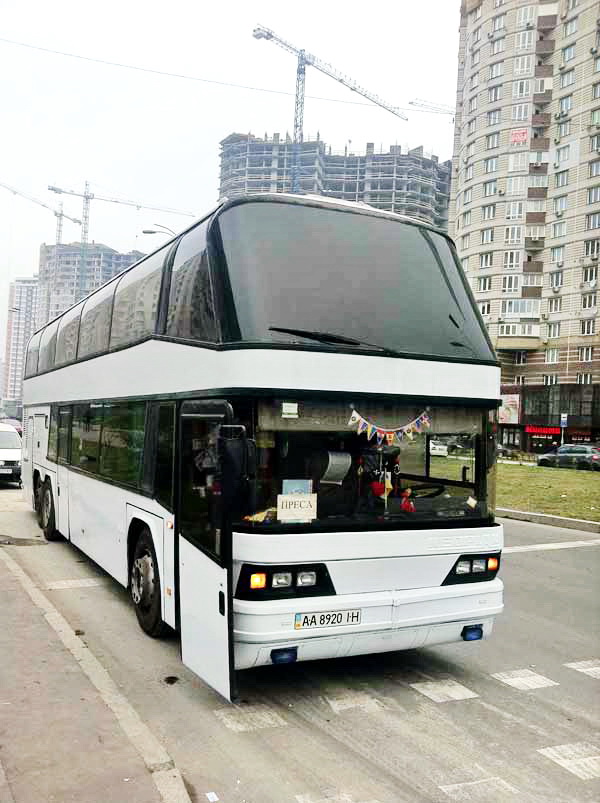 Neoplan двух этажный автобус на 70 мест