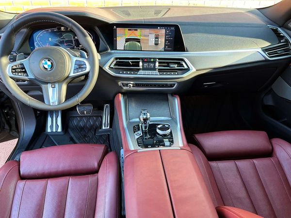BMW X6 M50d прокат джип с водителем на свадьбу съемки без водителя 