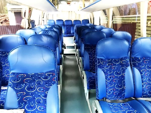 Автобус Yutong голубой прокат аренда автобуса