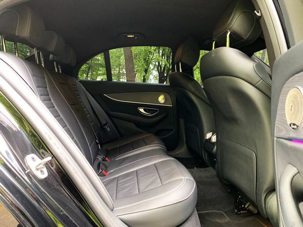 Mercedes Benz W213 E200D бизнес класс прокат аренда авто на свадьбу без водителя