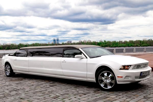 Ford Mustang Limo прокат лимузин кабриолет на свадьбу трансфер девичник день рождения