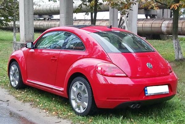 Volkswagen New Beetle красный прокат аренда жук красный на свадьбу