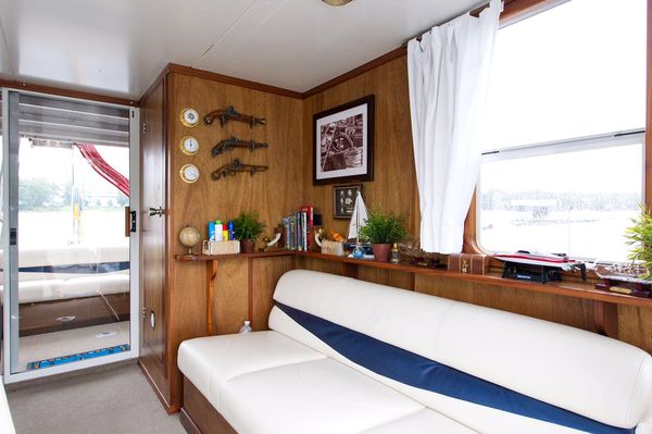 дискотека яхта катер на воде Киев арендовать