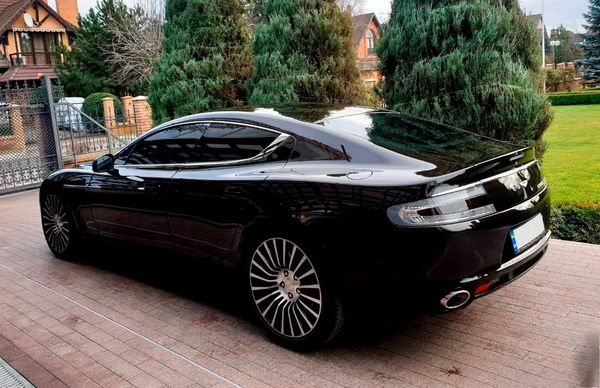 Aston Martin Rapide прокат аренда на свадьбу съемки