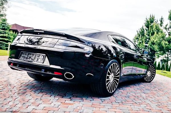 Aston Martin Rapide прокат аренда на свадьбу съемки