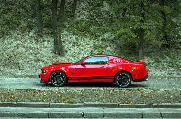 Ford Mustang GT Sport красный прокат
