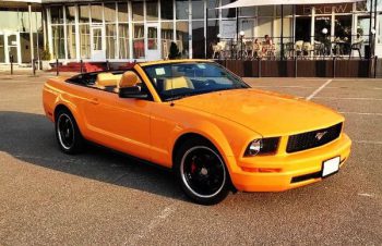  Ford Mustang GT оранжевый прокат кабриолета на свадьбу съемки