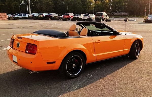  Ford Mustang GT оранжевый прокат кабриолета на свадьбу съемки