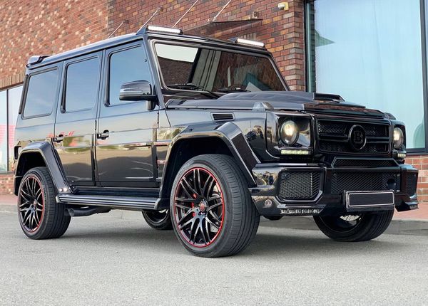 Внедорожник Mercedes Benz G63 Brabus оригинал аренда прокат без водителя с водителем