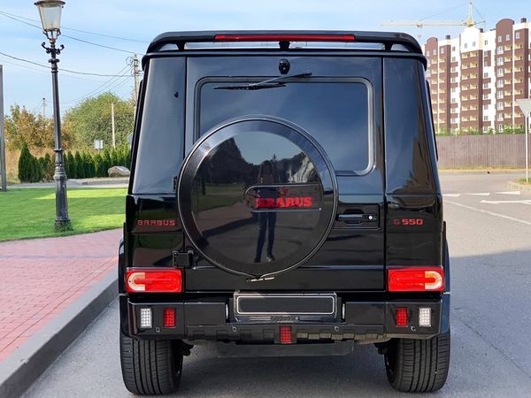 Внедорожник Mercedes Benz G63 Brabus оригинал аренда прокат без водителя с водителем