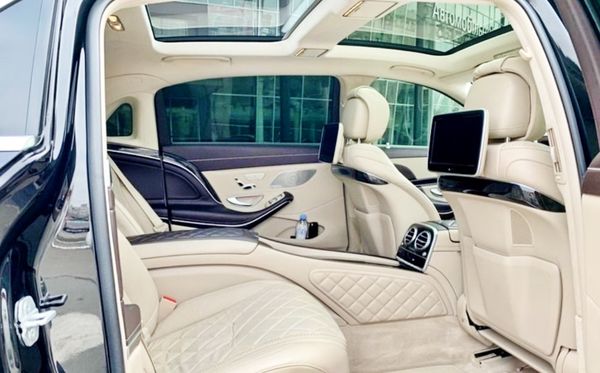 Mercedes-Benz Maybach S-Class аренда авто на свадьбу трансфер вип авто с водителем