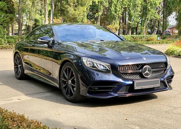 Mercedes-Benz S560 AMG Coupe прокат аренда с водителем без водителя на свадьбу съемки