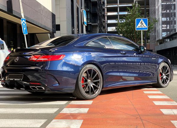 Mercedes-Benz S560 AMG Coupe прокат аренда с водителем без водителя на свадьбу съемки