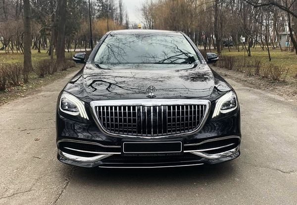 Mercedes-Benz Maybach S-Class аренда авто на свадьбу трансфер вип авто с водителем