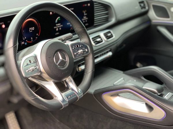 Mercedes Benz GLE 400 AMG Style GLE 63 AMG аренда с водителем в Киеве