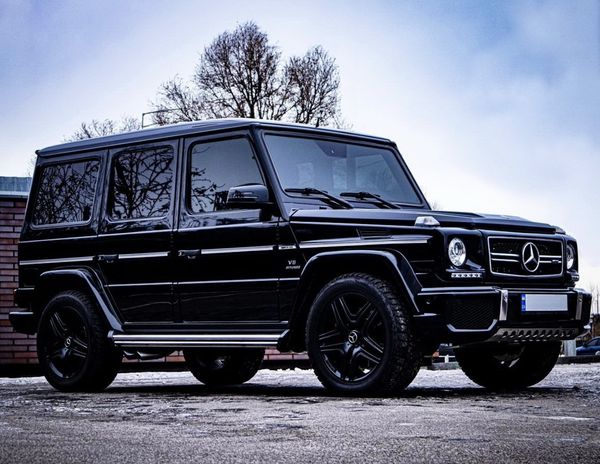 MERCEDES-BENZ G63 AMG черный аренда прокат с водителем без водителя