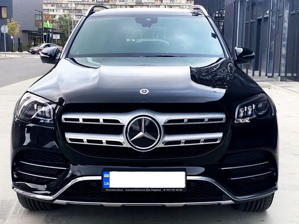 Внедорожник Mercedes GLS 63 аренда новый джип с водителем на свадьбу