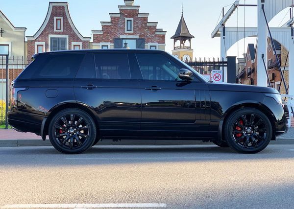 Range Rover Autobiography 5.0 Supercharger черный аренда с водителем без водителя