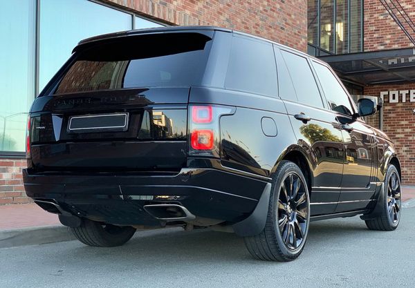 Range Rover Autobiography 5.0 Supercharger черный аренда с водителем без водителя