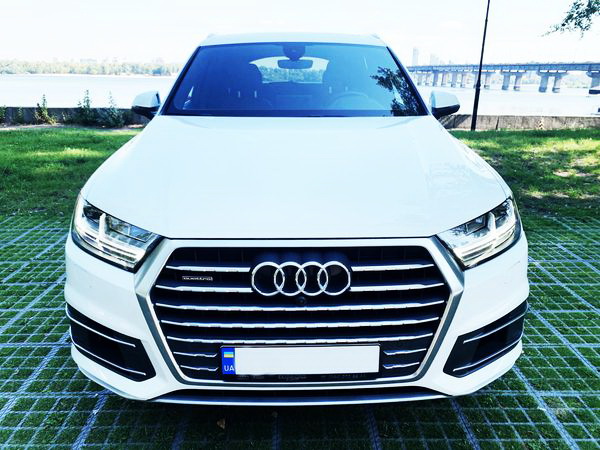 Audi Q7 белая прокат аренда ауди джип на свадьбу в Киеве