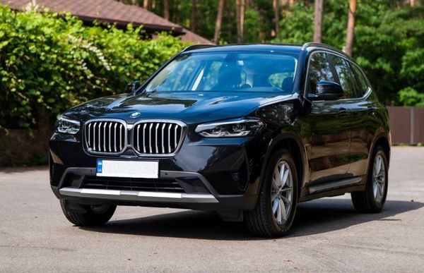 BMW X3 черный внедорожник на прокат без водителя аренда с водителем