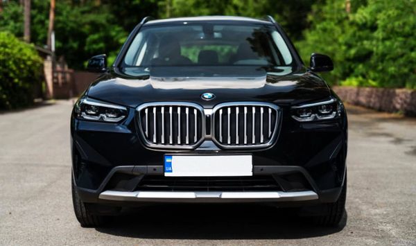 BMW X3 черный внедорожник на прокат без водителя аренда с водителем