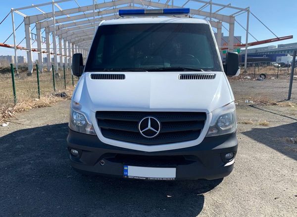 Mercedes Sprinter белый бронированный прокат аренда в Киеве