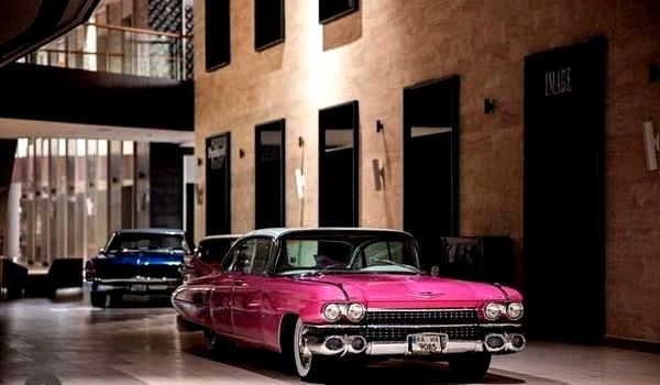 Ретро авто розовый Cadillac de Ville аренда на прокат раритетные авто