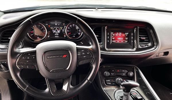 Dodge Challenger черный 3.6 прокат аренда без водителя