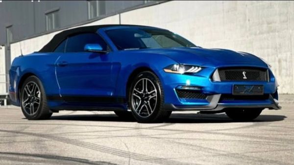 Ford Mustang GT синий кабриолет прокат аренда кабриолет без водителя на свадьбу съемки
