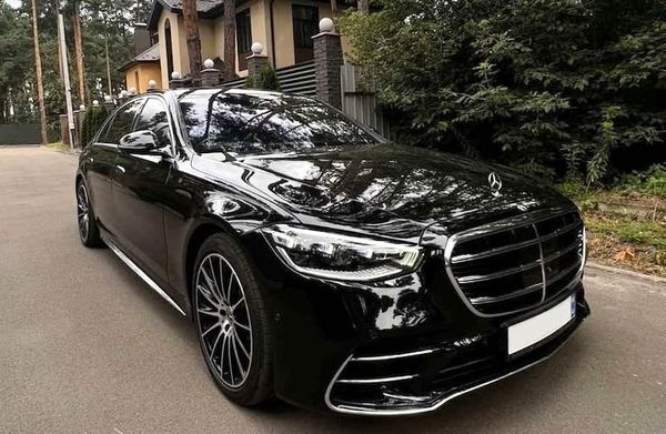 Аренда Mercedes Benz S-class W223 S500 W223 AMG на свадьбу 