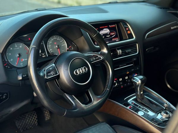 Внедорожник Audi Q5-Quattro аренда прокат без водителя 