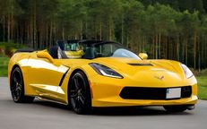 Прокат кабриолета Chevrolete Corvette Stingray желтый без водителя на cъемки с водителем