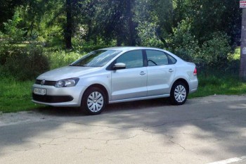 Volkswagen Polo седан прокат аренда