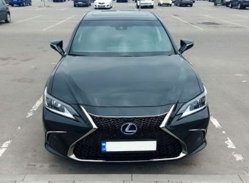 Авто на весілля Lexus ES 250 чорний оренда з водієм