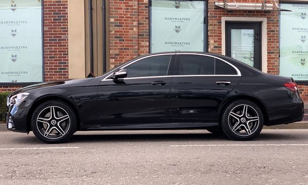 Аренда авто Mercedes Benz E-class EQ W213 E220d черный с водителем 